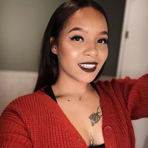 Meet your Posher, Brittney